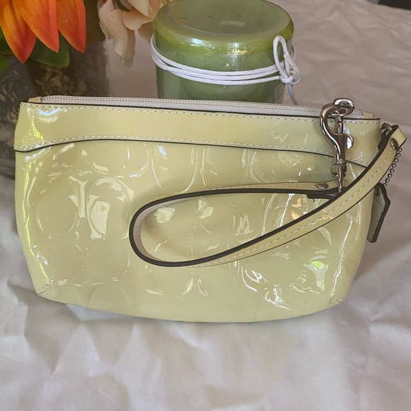 Purse - Picture 3 of 3